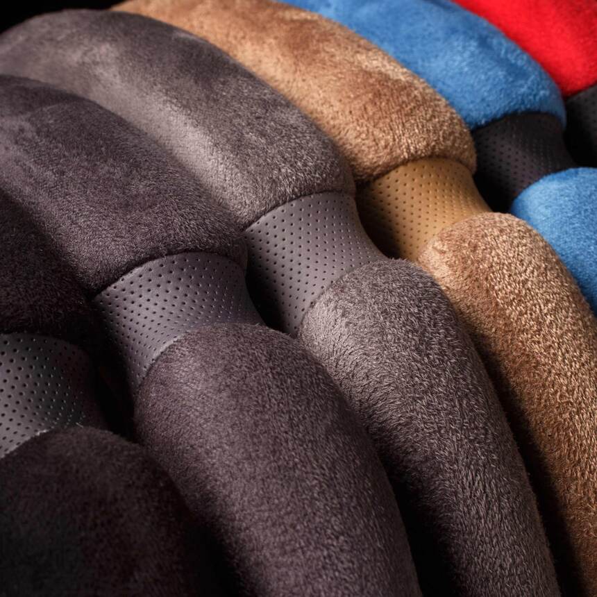 Спонжевая оплётка на руль Car Performance, алькантара/экокожа CP-5016 BK (XL)