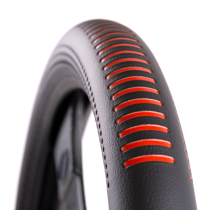 Оплётка руля AUTOPROFI из экокожи AP-1910 BK/RD (M)