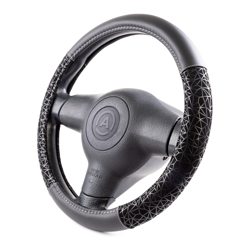 Оплётка руля AUTOPROFI из экокожи AP-1945 BK/BK (M)
