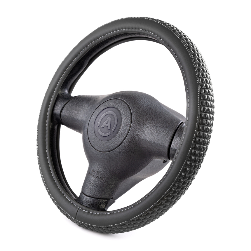 Оплётка руля AUTOPROFI из экокожи AP-1932 BK (M)