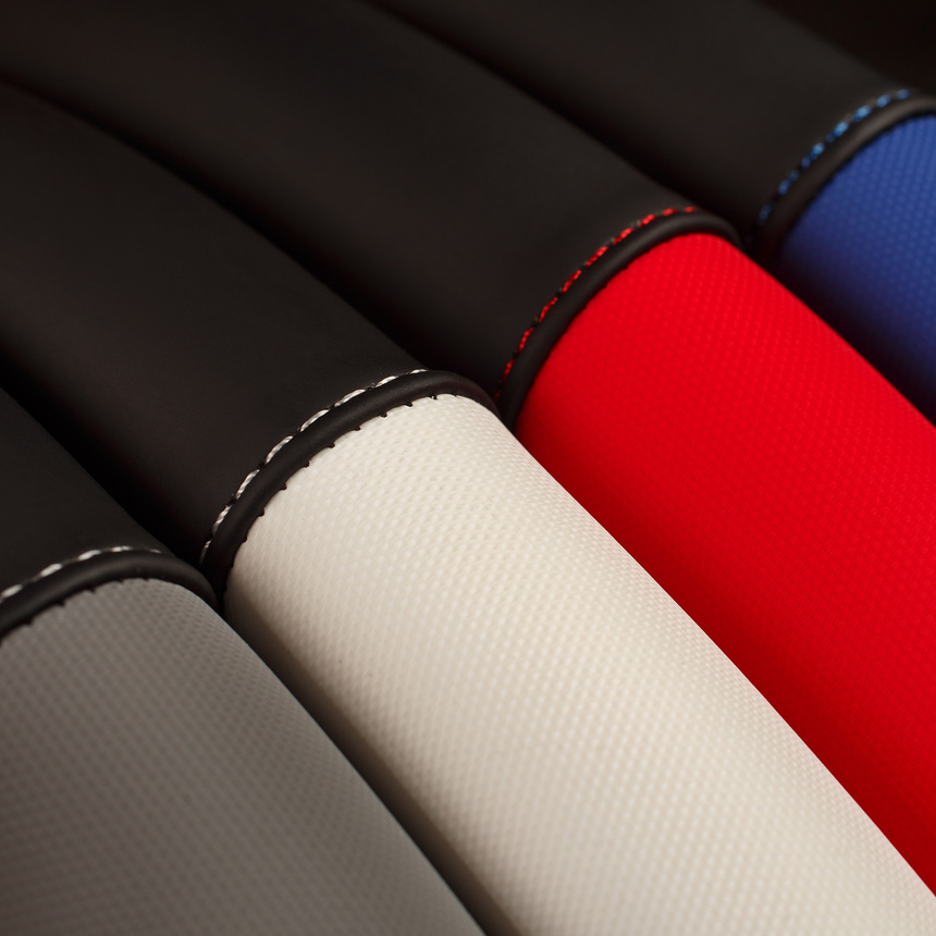 Оплётка руля AUTOPROFI софттач, синтетический нубук AP-2022 BK/WH (M) Оплётка руля AUTOPROFI софттач, синтетический нубук AP-2022 BK/WH (M)