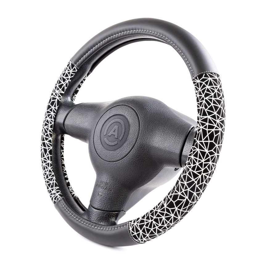Оплётка руля AUTOPROFI из экокожи AP-1945 BK/WH (M)