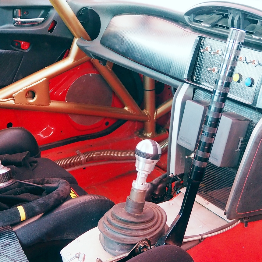 Рукоятка рычага КПП "SPARCO", серия "Urban" SPC/GN-URB AL/RD