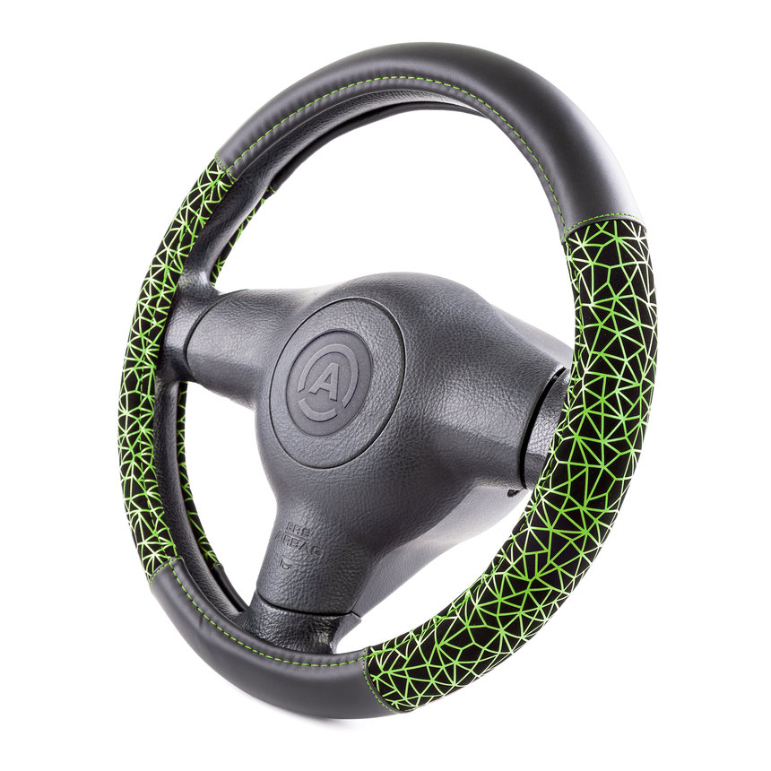 Оплётка руля AUTOPROFI из экокожи AP-1945 BK/GREEN (M)