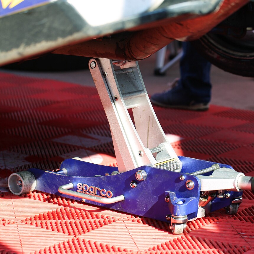 Домкрат подкатной (2 тонны) SPARCO SPC/DP-20 AL