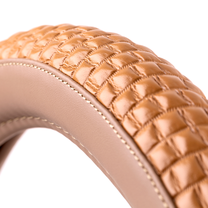 Оплётка руля AUTOPROFI из экокожи AP-1932 BE (M)